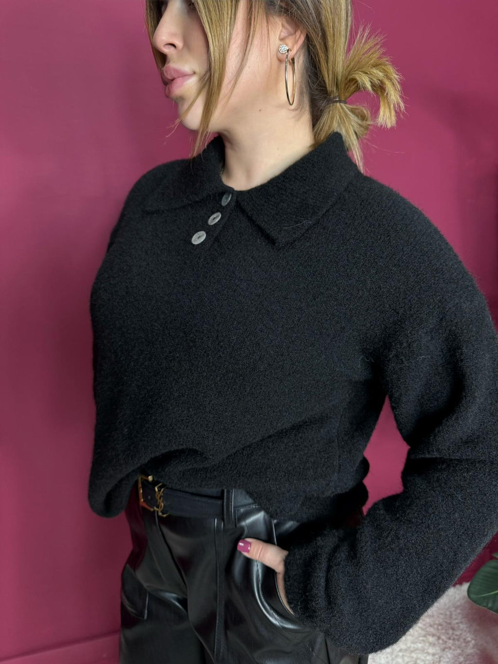 Pull Colletto Nero