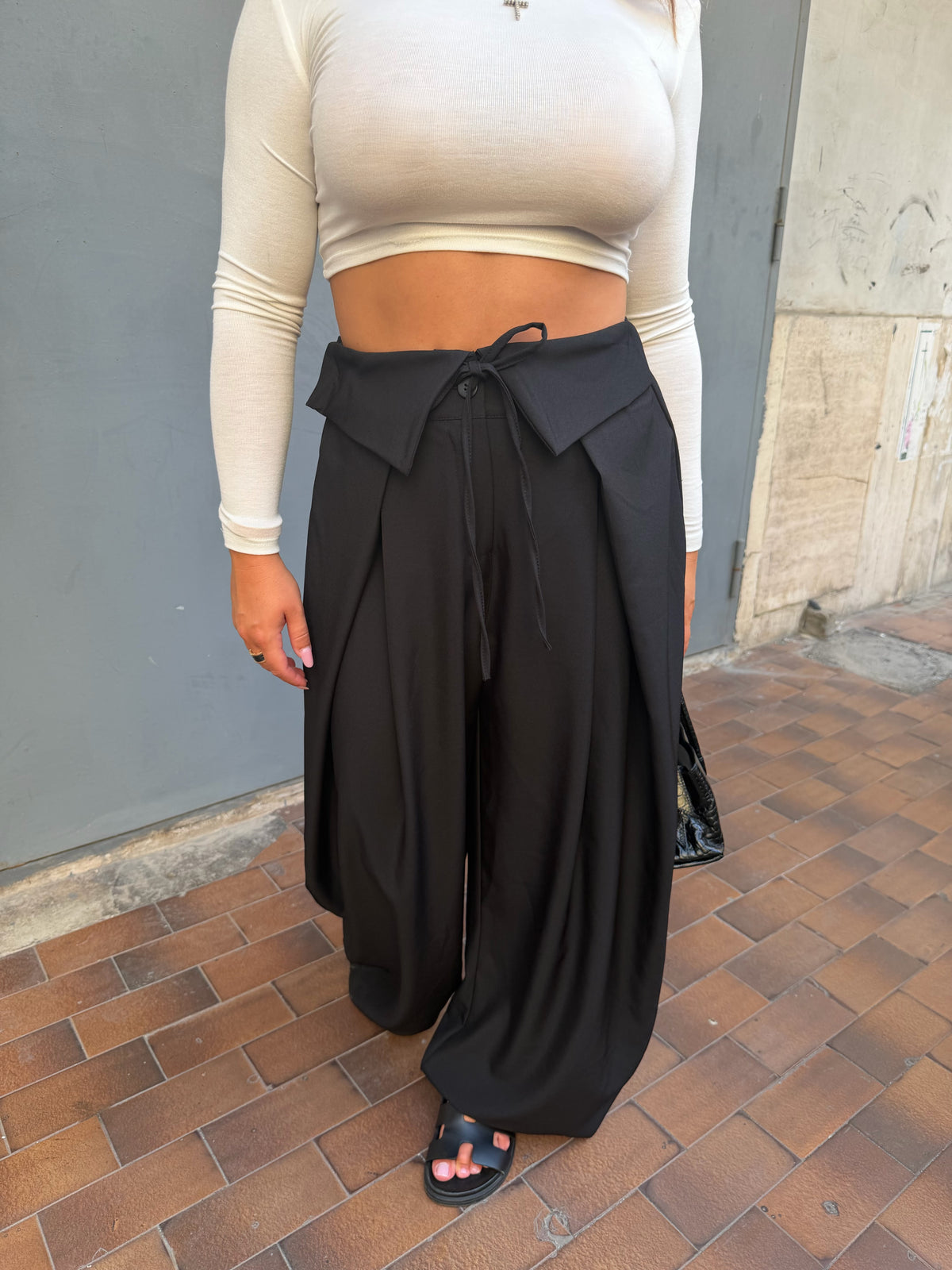Pantalone Nero Risvolto