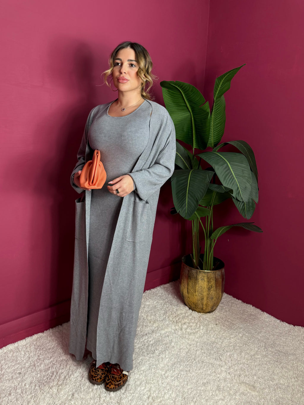 Abito con Cardigan Lungo