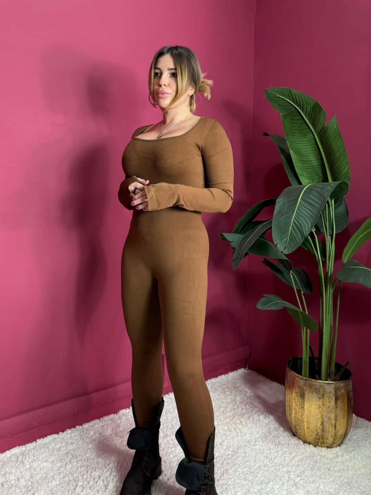 Tuta Marrone Costine