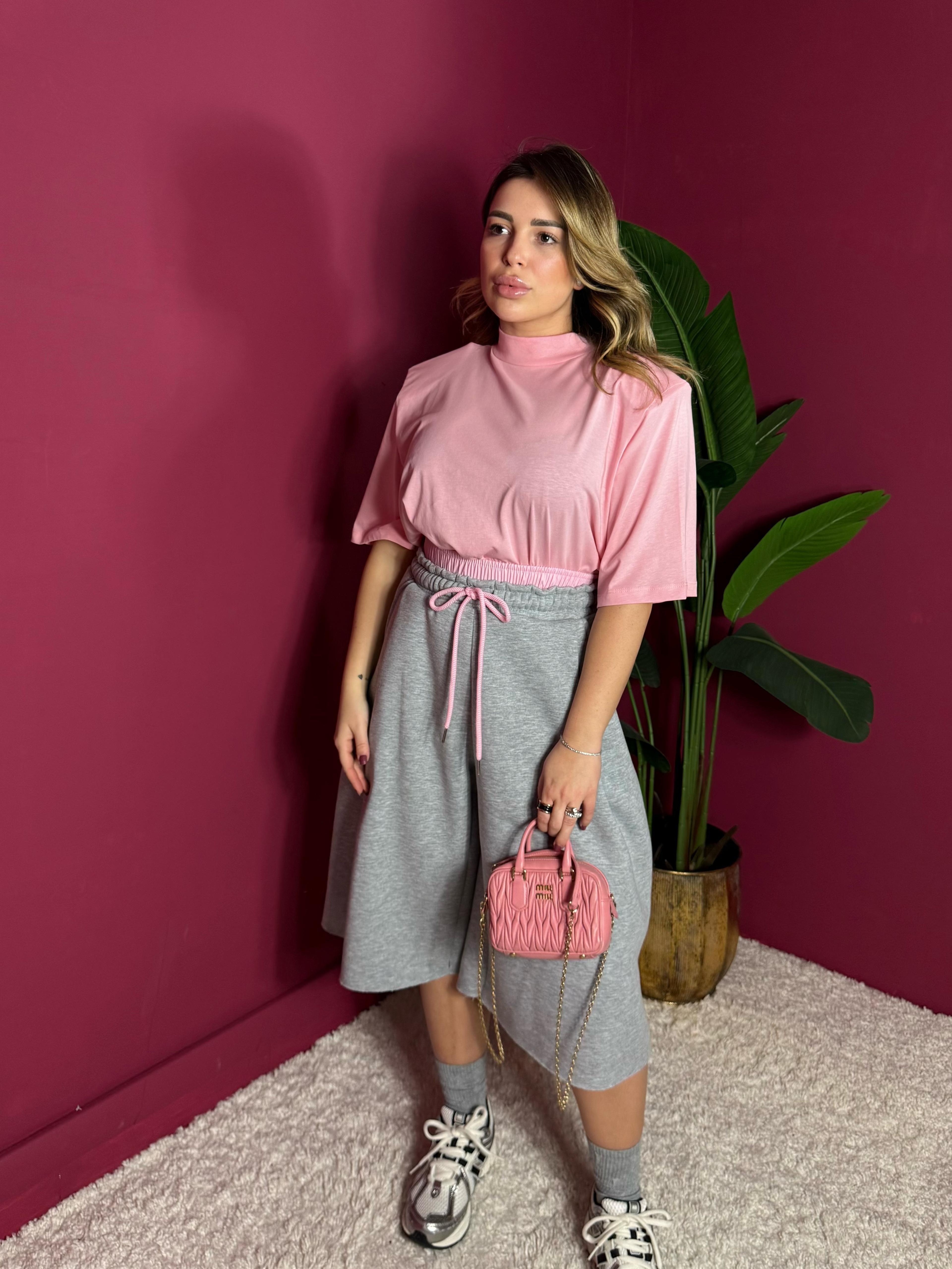 T-Shirt Spallina Strutturata